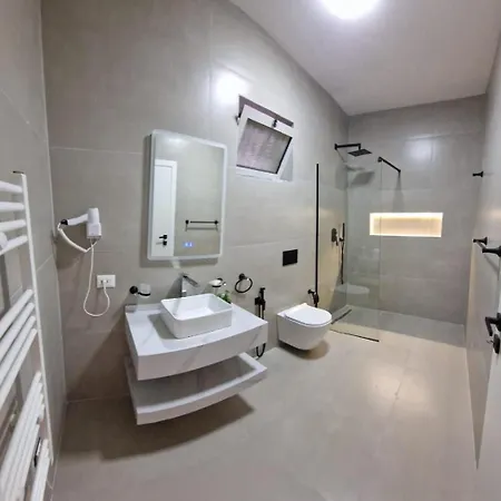 Juar - Modern Maison d'hôtes