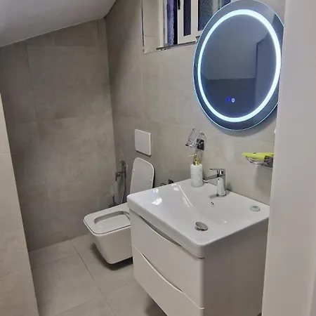 Juar - Modern Maison d'hôtes Tirana