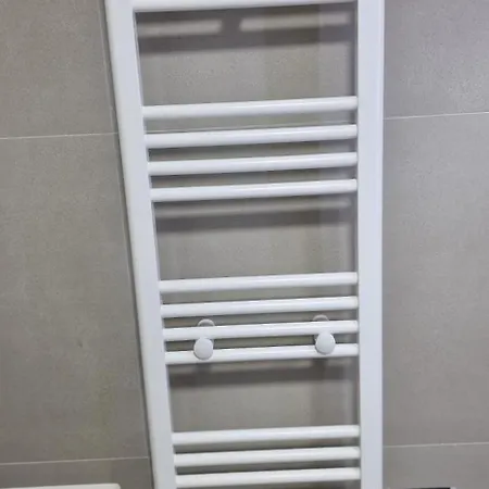 Juar - Modern Vendégház Tirana