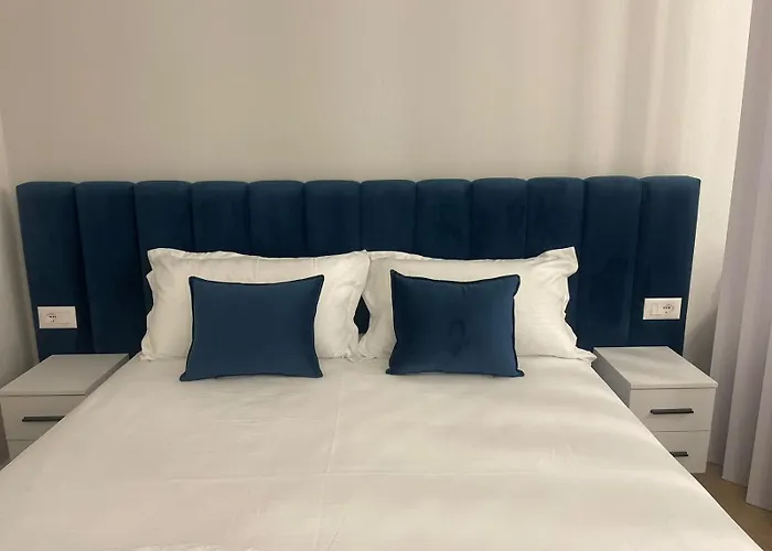 Juar - Modern Tirana